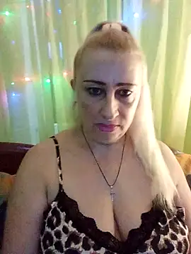 Esenia505 online show from January 12, 2026, 3:02 am