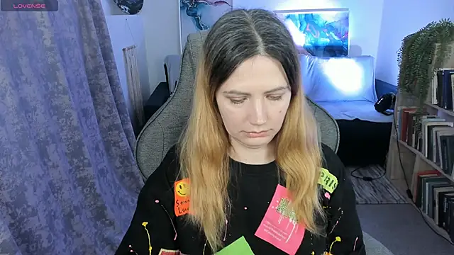 Snapshot of AleksaLaurent chatting on November 20, 2025, 5:52 am AleksaLaurent online show from November 20, 2025, 5:52 am