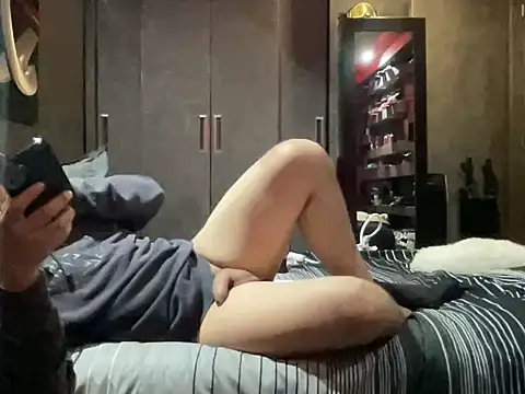 Bbydaddy 0 online show from April 24, 2026, 12:18 pm