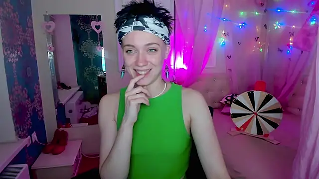 Snapshot of ErickaFetish chatting on November 4, 2025, 2:26 am ErickaFetish online show from November 4, 2025, 2:26 am