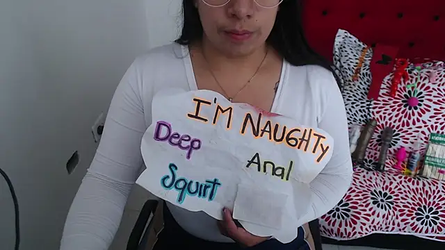 Snapshot of Alanafire chatting on November 5, 2025, 1:36 pm Alanafire online show from November 5, 2025, 1:36 pm