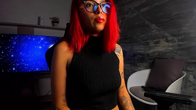 LilithLuxorr online show from March 6, 2026, 2:12 pm