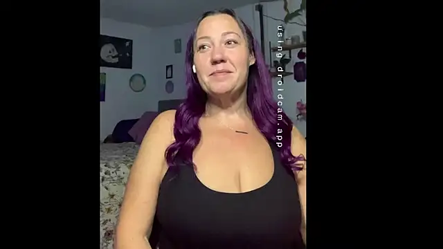 kristallic online show from April 14, 2026, 7:13 am