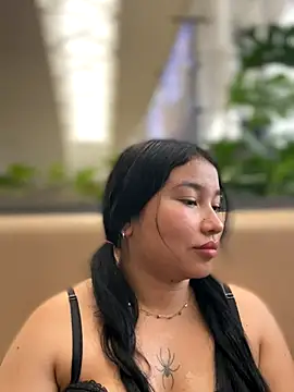 Snapshot of Vickybon chatting on October 28, 2025, 8:19 pm Vickybon online show from October 28, 2025, 8:19 pm