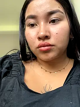 Snapshot of Vickybon chatting on December 15, 2025, 5:08 pm Vickybon online show from December 15, 2025, 5:08 pm