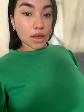 Snapshot of Vickybon chatting on December 1, 2025, 5:03 pm Vickybon online show from December 1, 2025, 5:03 pm