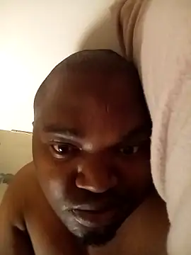 Snapshot of AmoCP chatting on November 21, 2025, 4:11 am AmoCP online show from November 21, 2025, 4:11 am