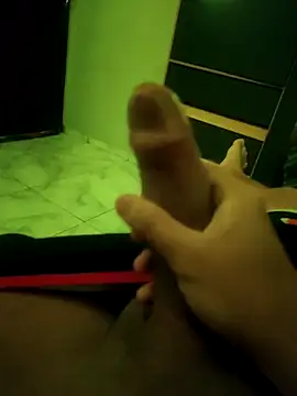 secretnovin7 online show from November 17, 2025, 8:02 pm