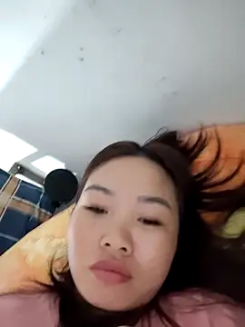 Snapshot of chu-bibo chatting on December 15, 2025, 4:46 pm chu-bibo online show from December 15, 2025, 4:46 pm