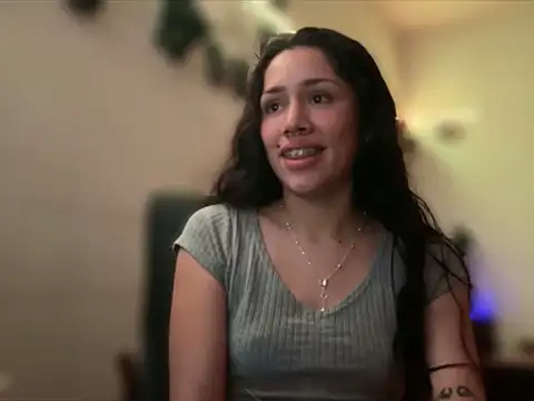 Snapshot of nessuwu chatting on October 29, 2025, 5:17 am nessuwu online show from October 29, 2025, 5:17 am