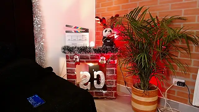 Snapshot of jaiden_thoner chatting on December 16, 2025, 5:44 am jaiden thoner online show from December 16, 2025, 5:44 am