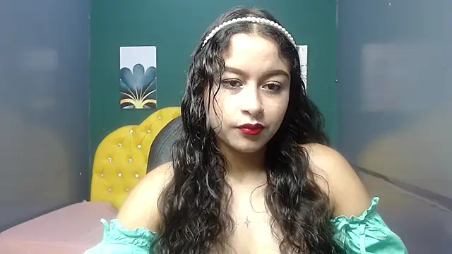 Snapshot of gygyfox chatting on October 29, 2025, 7:57 pm gygyfox online show from October 29, 2025, 7:57 pm