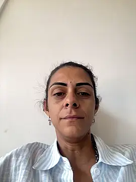 sabrinaneves online show from April 18, 2026, 1:24 pm