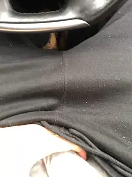 Snapshot of BigCurtis_D chatting on November 5, 2025, 1:14 pm BigCurtis D online show from November 5, 2025, 1:14 pm