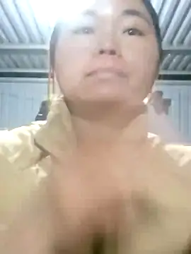 Snapshot of matbiec- chatting on November 2, 2025, 10:15 pm matbiec- online show from November 2, 2025, 10:15 pm