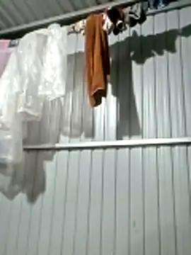 Snapshot of matbiec- chatting on November 11, 2025, 12:22 pm matbiec- online show from November 11, 2025, 12:22 pm