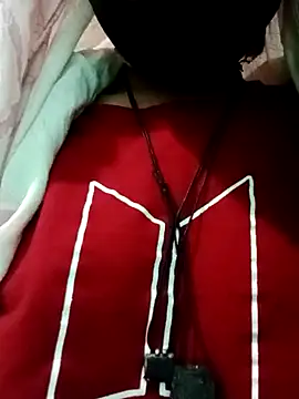 Quenn-Jiya752 online show from November 11, 2025, 11:49 am