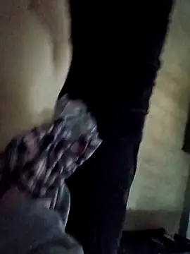 Karebearz1 online show from November 11, 2025, 9:15 am