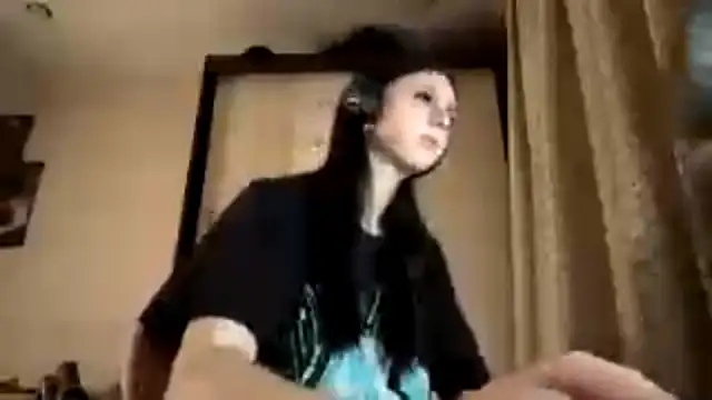 Snapshot of AnGallo chatting on December 3, 2025, 8:08 pm AnGallo online show from December 3, 2025, 8:08 pm