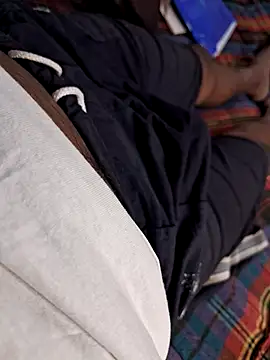 Snapshot of Healthy18 chatting on November 6, 2025, 11:47 am Healthy18 online show from November 6, 2025, 11:47 am