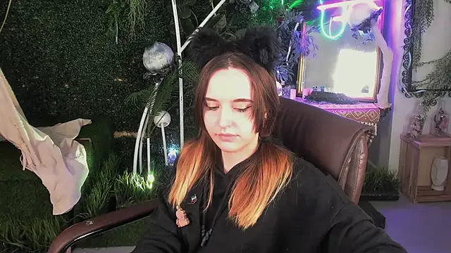 IreneBailey online show from November 9, 2025, 9:13 am