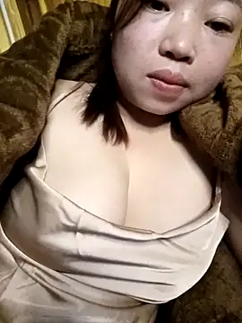 julybe online show from March 10, 2026, 3:27 pm