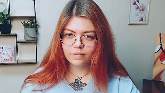 Snapshot of Lina_ri_ chatting on October 29, 2025, 11:31 am Lina ri  online show from October 29, 2025, 11:31 am