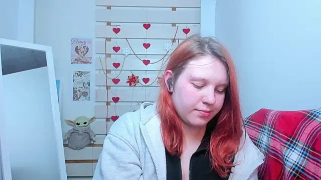 FoxPlayXX online show from April 13, 2026, 8:35 pm