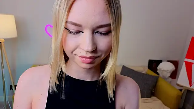 adellime online show from November 2, 2025, 1:38 pm