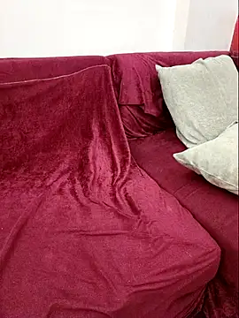 Bosy Nora X2 online show from November 28, 2025, 8:31 pm