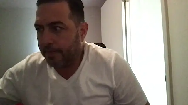 ezrah23 online show from November 26, 2025, 5:24 pm