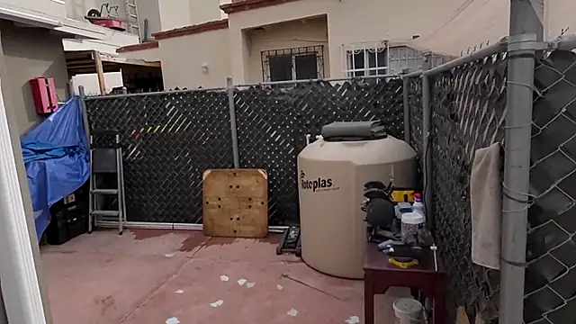 ezrah23 online show from February 10, 2026, 5:12 pm