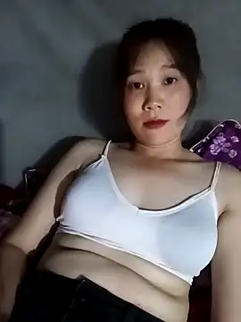 Snapshot of -Lana-123 chatting on November 10, 2025, 4:12 pm -Lana-123 online show from November 10, 2025, 4:12 pm