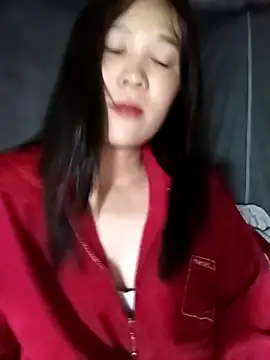 Snapshot of -Lana-123 chatting on November 11, 2025, 12:44 pm -Lana-123 online show from November 11, 2025, 12:44 pm