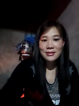 Snapshot of -Lana-123 chatting on November 14, 2025, 10:02 pm -Lana-123 online show from November 14, 2025, 10:02 pm