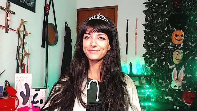 CarrieBurton online show from November 8, 2025, 1:58 pm