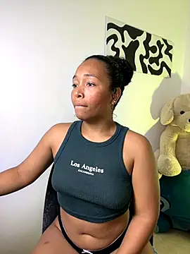 SHAILABROWN online show from November 26, 2025, 8:20 pm