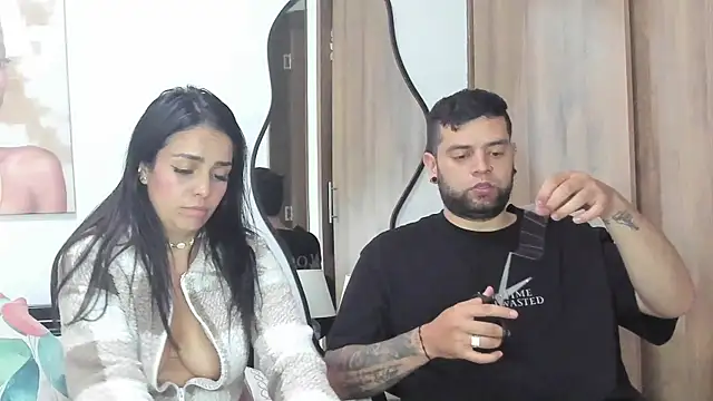 MailynAndNick online show from December 21, 2025, 4:47 am