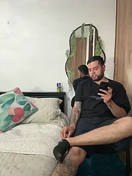 MailynAndNick online show from April 12, 2026, 10:02 pm