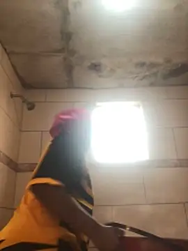 Snapshot of SP1CY_MOMMY chatting on December 18, 2025, 2:43 pm SP1CY MOMMY online show from December 18, 2025, 2:43 pm