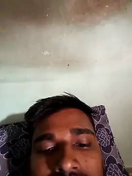 Snapshot of GleefulAkashyyy chatting on December 2, 2025, 4:25 am GleefulAkashyyy online show from December 2, 2025, 4:25 am