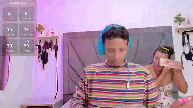 DamianandEva online show from April 24, 2026, 12:51 pm