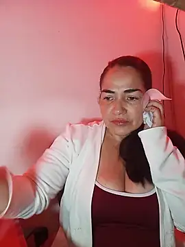 MaryRoze  online show from February 5, 2026, 11:44 pm