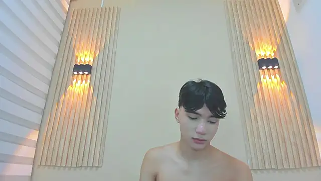 JULII RICO1 online show from February 12, 2026, 12:49 pm