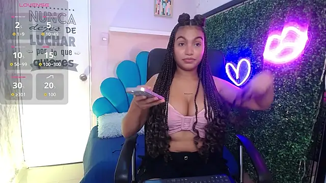 Snapshot of valeria_martinez19 chatting on November 7, 2025, 3:22 am valeria martinez19 online show from November 7, 2025, 3:22 am