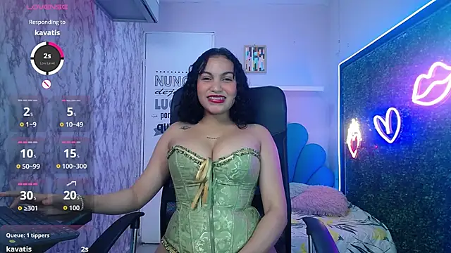 valeria martinez19 online show from February 3, 2026, 3:15 am