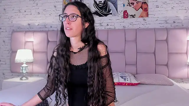 GirafMusic online show from November 21, 2025, 1:10 pm