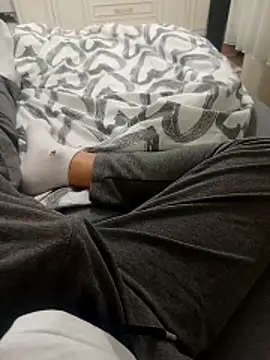 expenser37 online show from November 16, 2025, 12:04 am