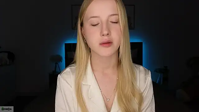 adele armass online show from February 4, 2026, 8:59 pm