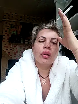 Snapshot of MilkySky chatting on November 13, 2025, 8:51 am MilkySky online show from November 13, 2025, 8:51 am